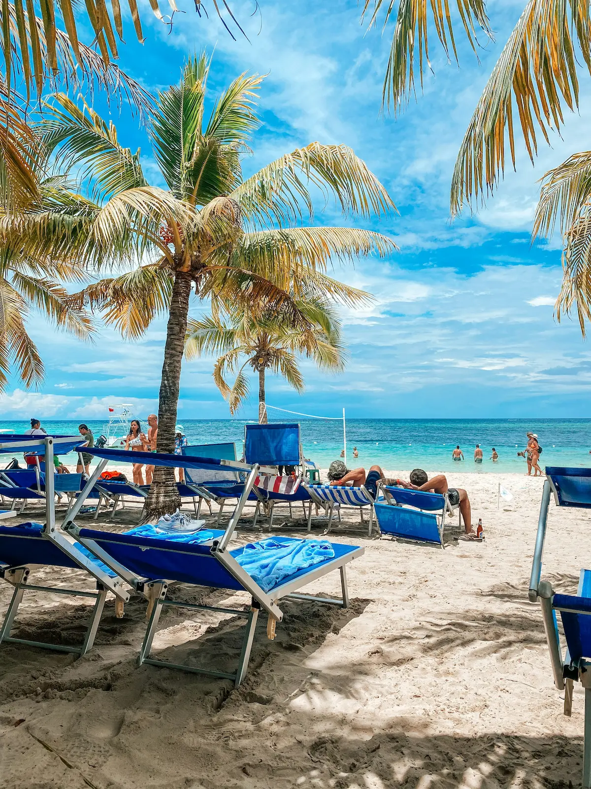 Enviar dinero a Roatán, Honduras